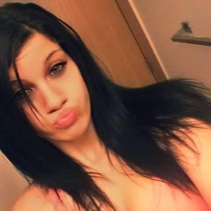 Meet your Posher, Tanya