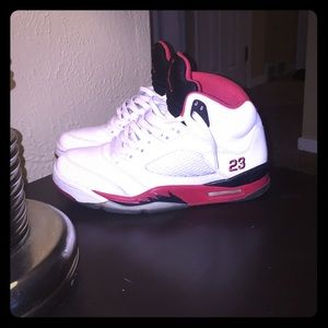 Jordan Retro 5's (Fire Red) 8/10 condition worn10x