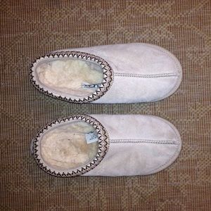 Ugg slip on shoes