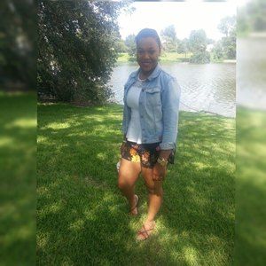 Meet your Posher, Deshun