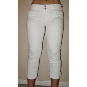 American eagle capris