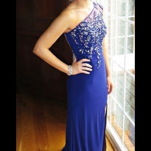 la femme prom dress