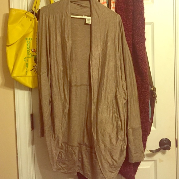 Brown cardigan! ❤️❤️