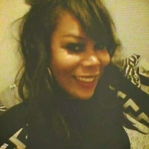 Meet your Posher, Ebony