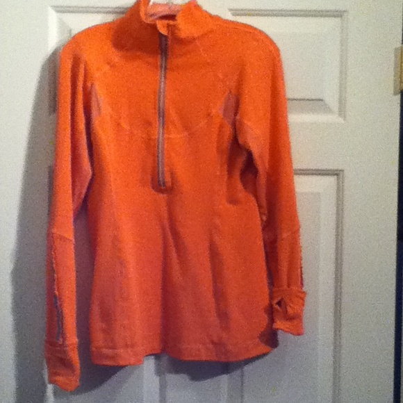 Lululemon Ruffle sleeve half zip