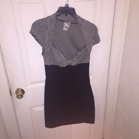 Guess Mini
