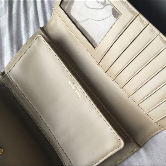 Kate Spade Black Leather cross body clutch - Picture 4 of 4