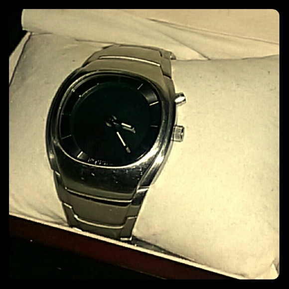 athentic fossil watch