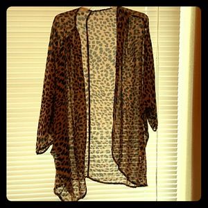 Leopard Light weight flowy overtop