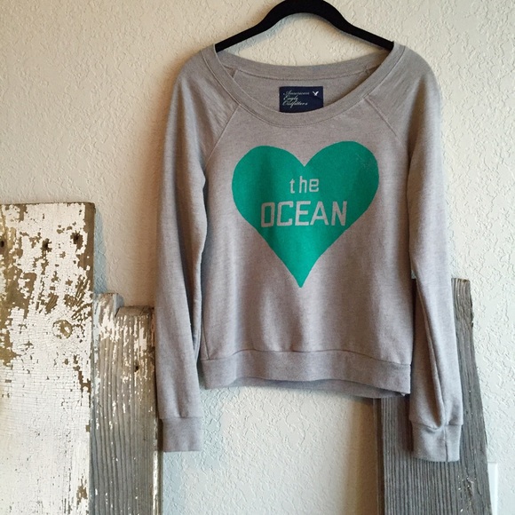 American Eagle Outfitters Tops - Heart the Ocean Crew Sweatshirt