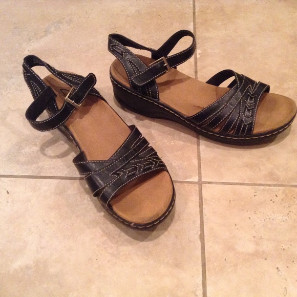 clark brand sandals
