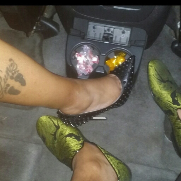 Jimmy Choo 9 - Picture 2 of 2