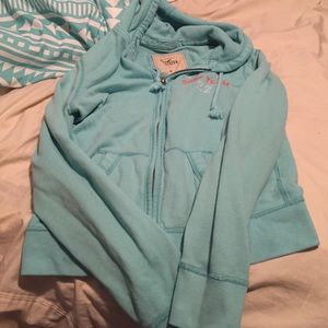 🚫FINAL MARKDOWN Hollister sweatshirt