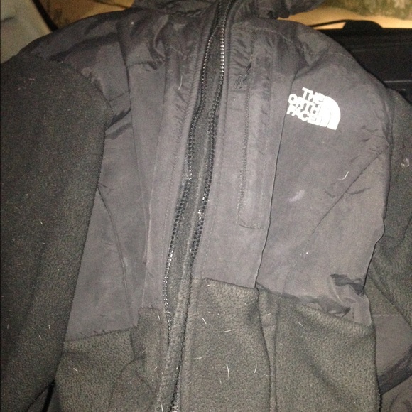 Black north face jacket