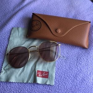 🌸RARE ROUND POLARIZED ROSE COLOR RAY BANS🌸