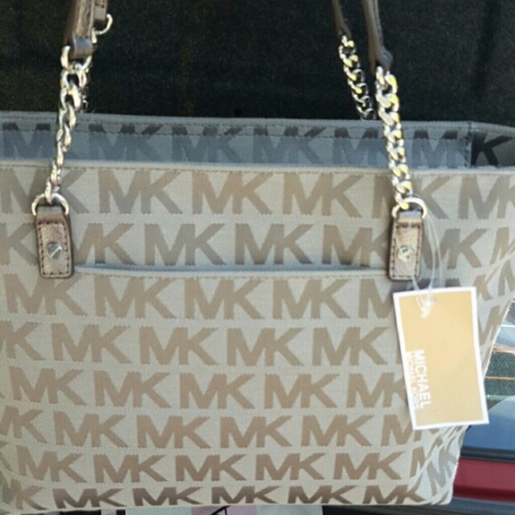 🚫🚫SOLD ON DIFFERENT SITE!🚫🚫 - Picture 4 of 4