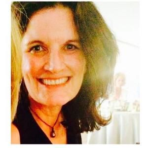 Meet your Posher, Leslie