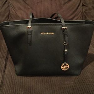 Michael Kors jet set travel tote