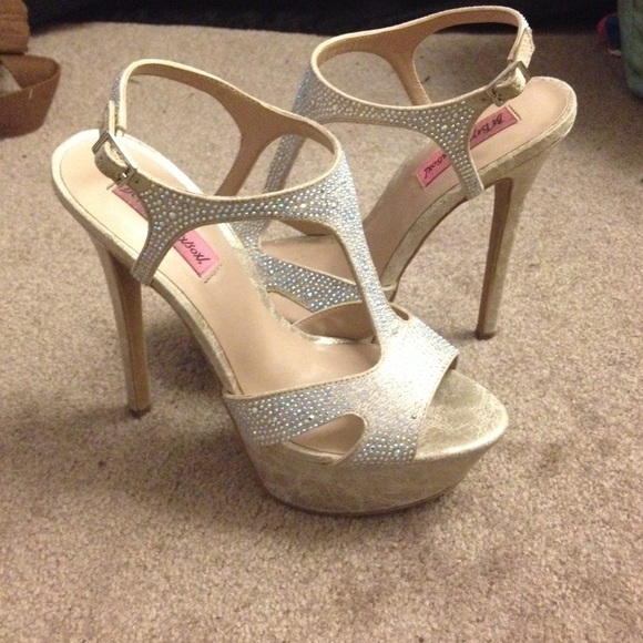 stiletto heel