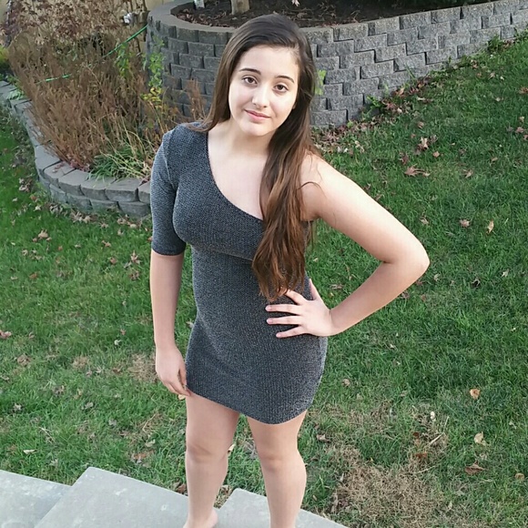 Beautiful shimmery cocktail dress - Picture 3 of 4