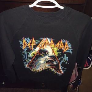 VINTAGE Def Leppard crew neck sweater!