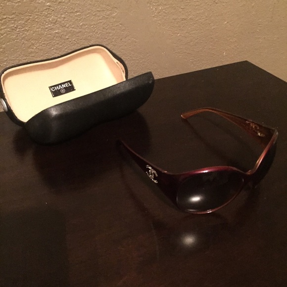 Chanel sunglasses main image 4