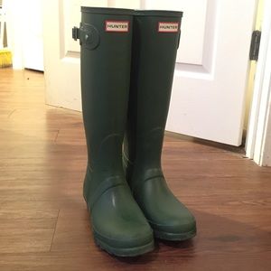 Hunter rain boots