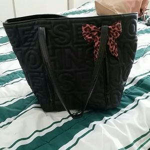 Betsey johnson purse