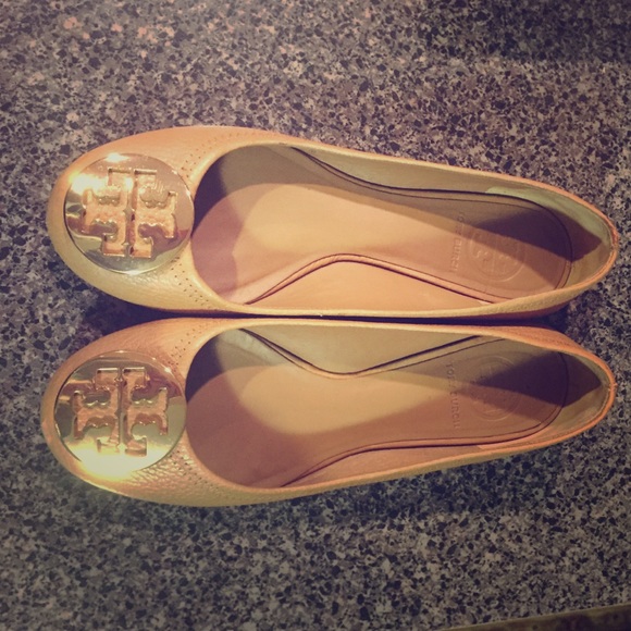 Tory Burch Shoes - Size 6 Tory Burch tan/gold Reva Flats