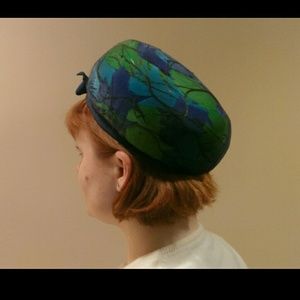 "AMY NEW YORK" pillbox style hat
