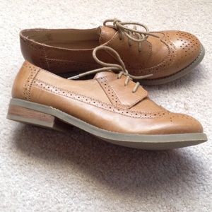 NWOT Oxford Shoes