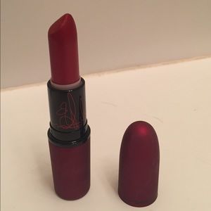 Rihanna MAC Lipstick Limited Edition