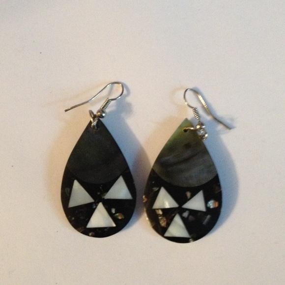 Fiji shell earrings