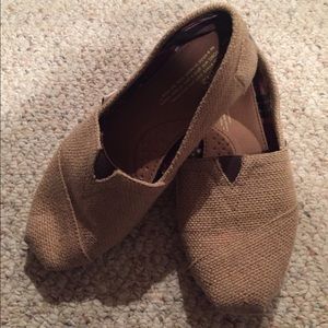 Burlap TOMS
