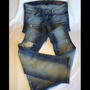 Unique Lucky Brand Jeans!