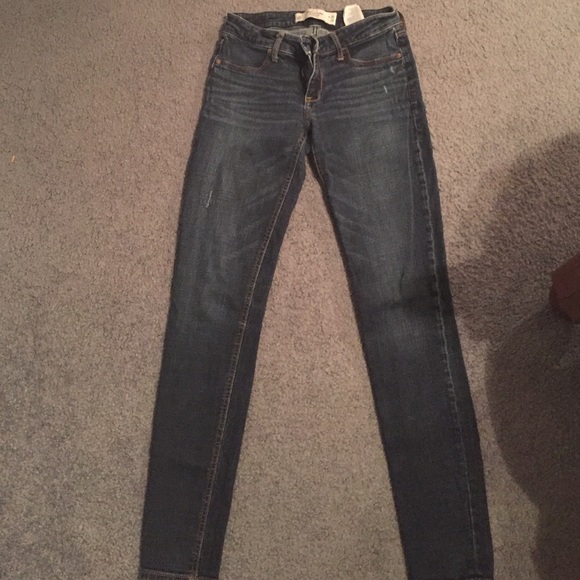 Abercrombie & Fitch medium wash skinny jeans