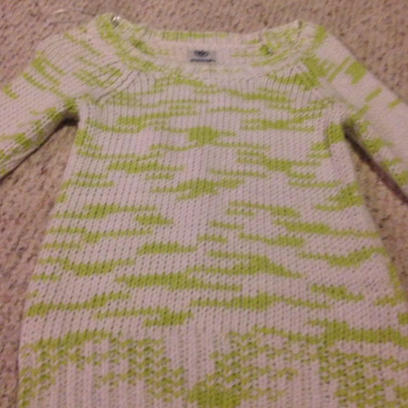 American eagle sweater