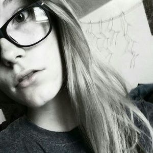 Meet your Posher, Ariel