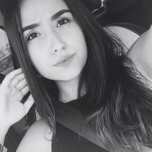 Meet your Posher, Alexandra