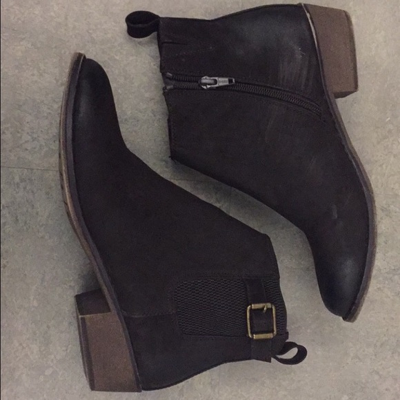 Chocolate Chelsea ankle booties
