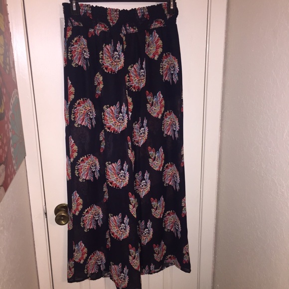 Skull with headdress pants