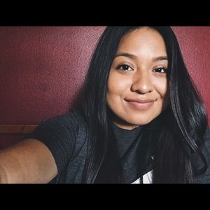 Meet your Posher, Noemi