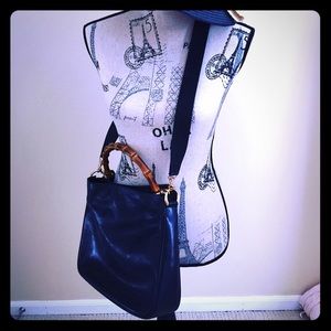 Gucci leather cross body bag