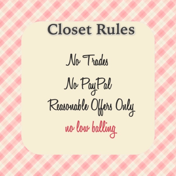 WELCOME TO MY CLOSET - Picture 2 of 3