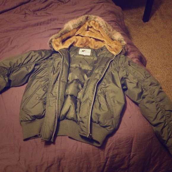 Olive puff jacket with fur lined hood
