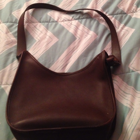 Vintage brown coach bag