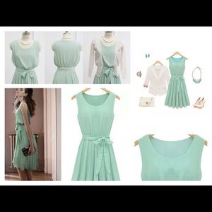 NWT mint dress size M