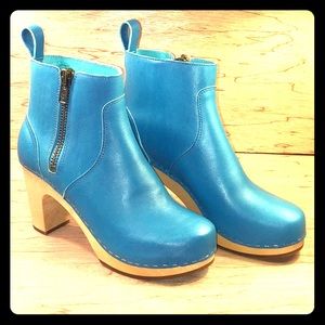 Swedish Hasbeens "Zip It" Super High" Turquoise