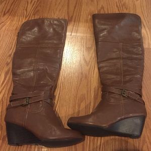 Knee high Cathy Jean boots size 9