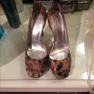 Jessica Simpson heels